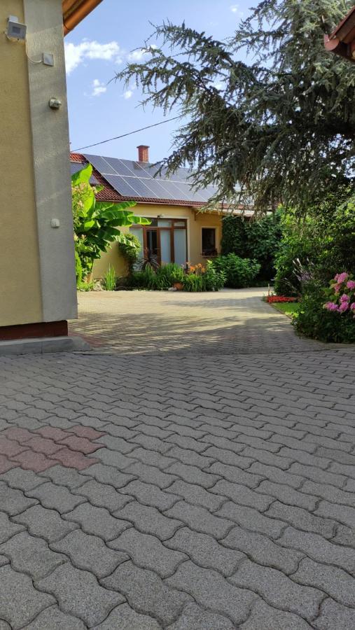 Eckhardt Vendégház Villány Esterno foto